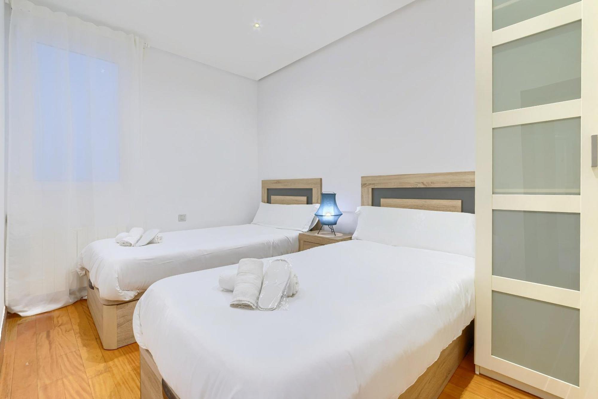 Apartmán Ayuntamiento Cerca Del Casco Viejo & Parking Bilbao Exteriér fotografie