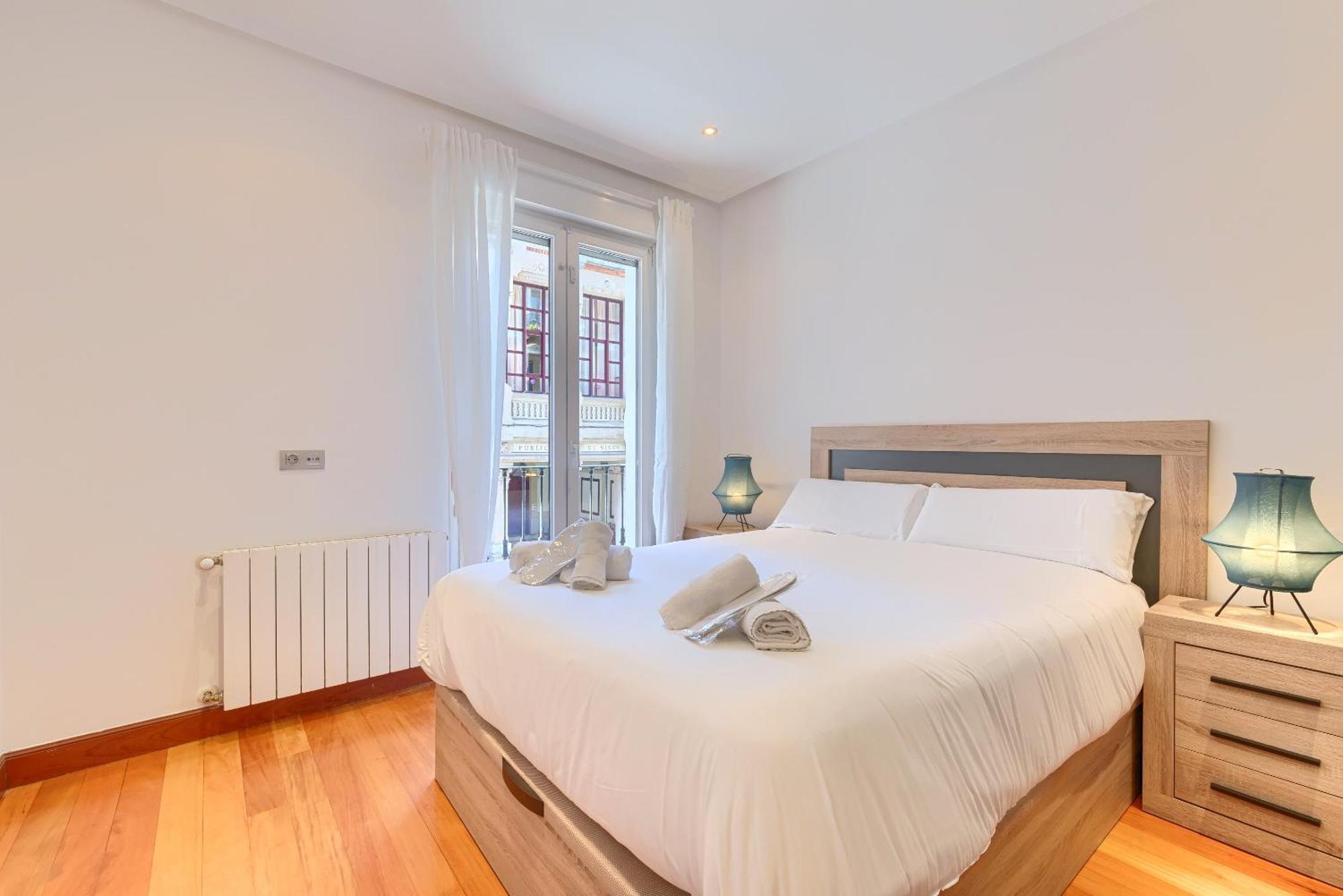 Apartmán Ayuntamiento Cerca Del Casco Viejo & Parking Bilbao Exteriér fotografie